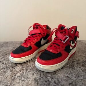 Nike Air Force 1 Mid '07 Black and Red